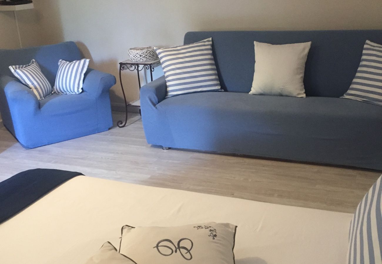 Appartamento a Sorrento - AMORE RENTALS - Era's House con Aria Condizionata e Internet Wi-Fi