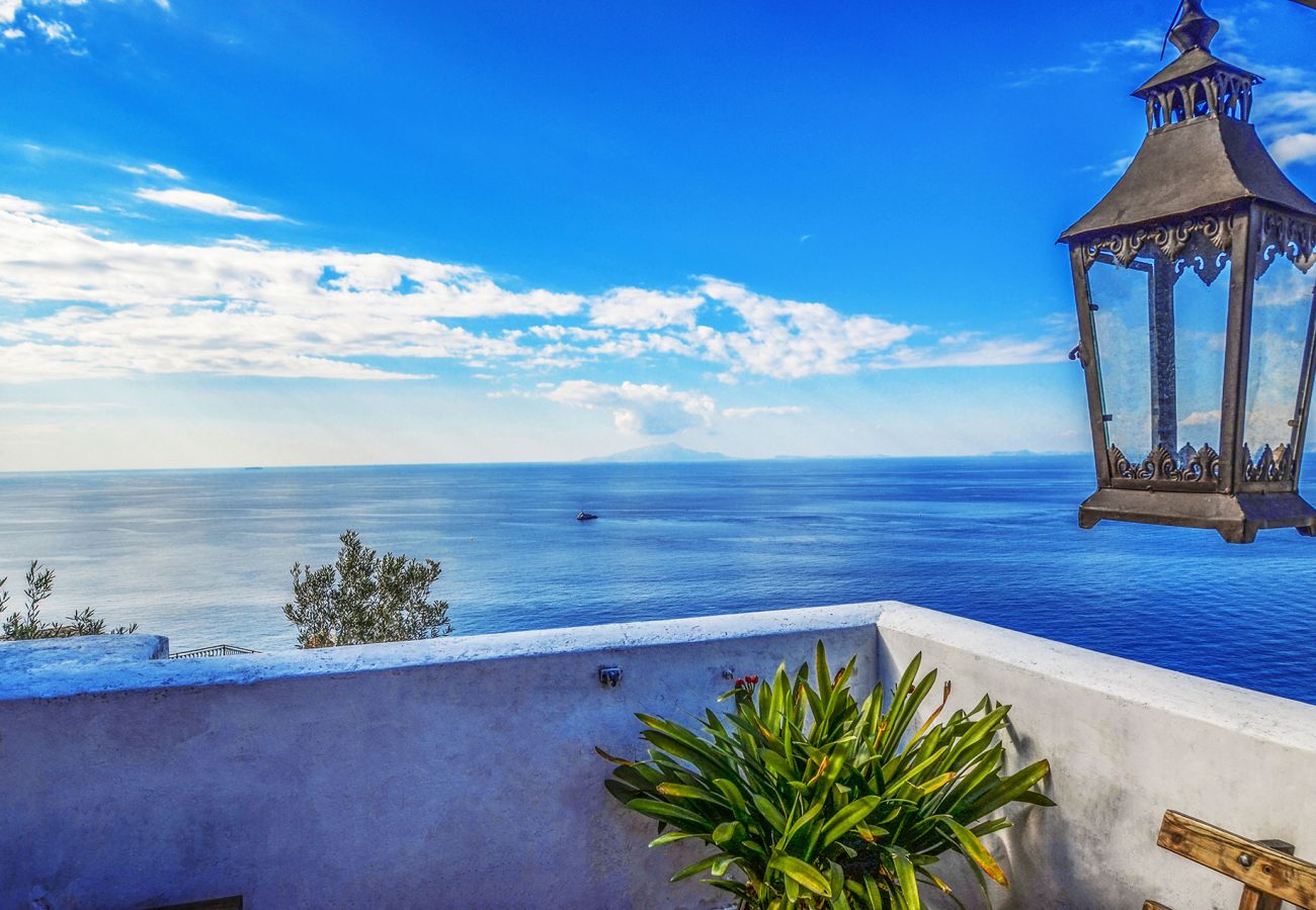 Casa a Massa Lubrense - Casa Marisa con Vista Mare, Terrazza e Parcheggio