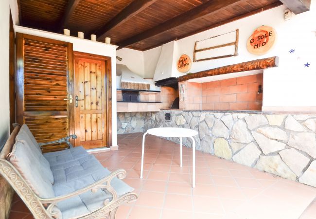 Villa a Termini - AMORE RENTALS - Villa Bacco con Piscina Privata, Vista Mare, Parcheggio, Romantica Villa a Termini - AMORE RENTALS - Villa Bacco con Piscina Privata, Vista Mare, Parcheggio, Romantica