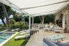 Villa a Nerano - AMORE RENTALS - Villa Ibiscus con Piscina a Sfioro, Discesa Diretta al Mare, Vista Mare, parcheggio e Colazione Villa a Nerano - AMORE RENTALS - Villa Ibiscus con Piscina a Sfioro, Discesa Diretta al Mare, Vista Mare, parcheggio e Colazione