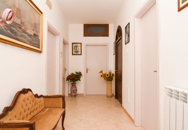 Casa a Massa Lubrense - AMORE RENTALS - Casa Tatano, 4 camere da letto, 3 bagni con Piscina Privata, Vista Mare, Parcheggio, Campania