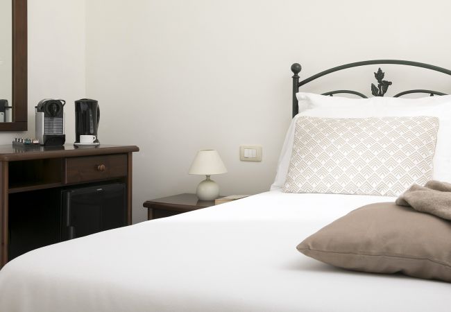 Villa a Sant´Agata sui Due Golfi - AMORE RENTALS - Villa Amiela con Piscina Privata, Vista Mare, Giardino,Terrazzi e Parcheggio Villa a Sant´Agata sui Due Golfi - AMORE RENTALS - Villa Amiela con Piscina Privata, Vista Mare, Giardino,Terrazzi e Parcheggio