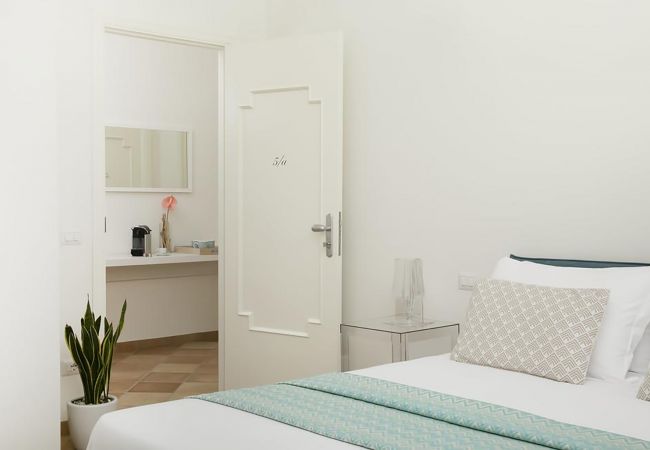 Villa a Sant´Agata sui Due Golfi - AMORE RENTALS - Villa Amiela con Piscina Privata, Vista Mare, Giardino,Terrazzi e Parcheggio Villa a Sant´Agata sui Due Golfi - AMORE RENTALS - Villa Amiela con Piscina Privata, Vista Mare, Giardino,Terrazzi e Parcheggio