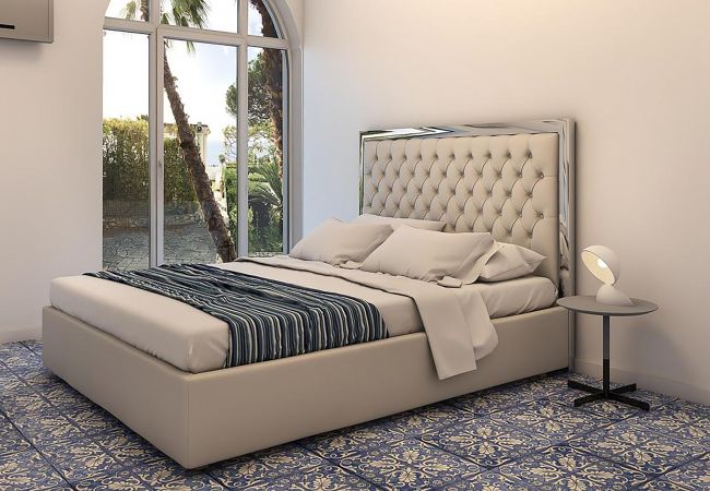 Villa a Capri - AMORE RENTALS - Villa Afrodite con Vista Mare, Piscina, Giardino e Parcheggio Vicino al Mare Villa a Capri - AMORE RENTALS - Villa Afrodite con Vista Mare, Piscina, Giardino e Parcheggio Vicino al Mare