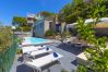 Villa a Sorrento - AMORE RENTALS -Villa Giada con Piscina, Giardino, Vista Mare e Parcheggio Villa a Sorrento - AMORE RENTALS -Villa Giada con Piscina, Giardino, Vista Mare e Parcheggio