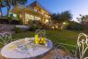 Villa a Sorrento - AMORE RENTALS -Villa Giada con Piscina, Giardino, Vista Mare e Parcheggio Villa a Sorrento - AMORE RENTALS -Villa Giada con Piscina, Giardino, Vista Mare e Parcheggio