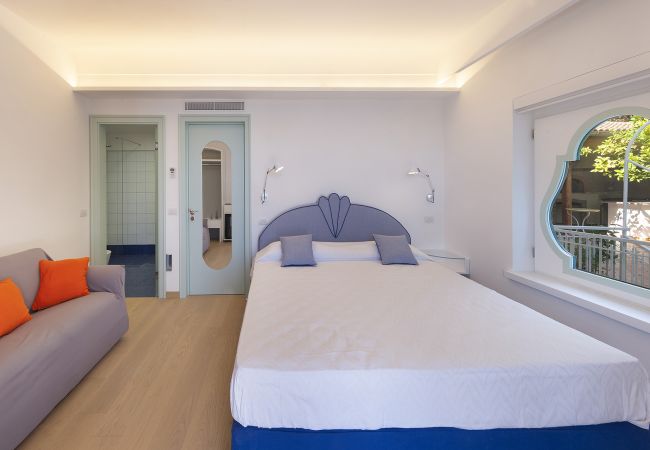 Villa a Nerano - AMORE RENTALS -Villa Giove con Piscina Privata, Vista Mare, Jacuzzi e Colazione Vicino al Mare Villa a Nerano - AMORE RENTALS -Villa Giove con Piscina Privata, Vista Mare, Jacuzzi e Colazione Vicino al Mare