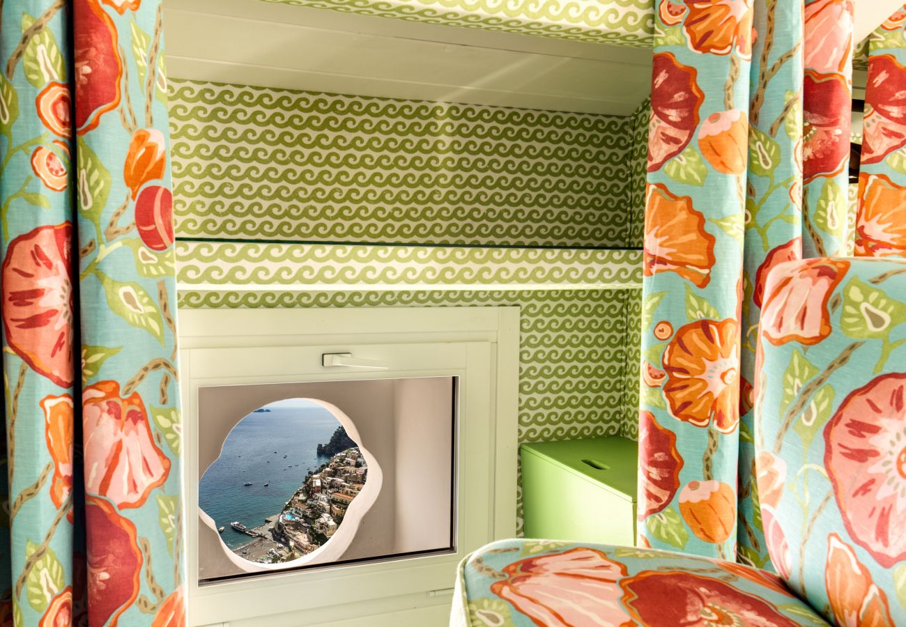 Villa a Positano - AMORE RENTALS - Villa Angelina con Piscina Privata, Vista Mare, Cuoco e Colazione Ideale per Matrimoni