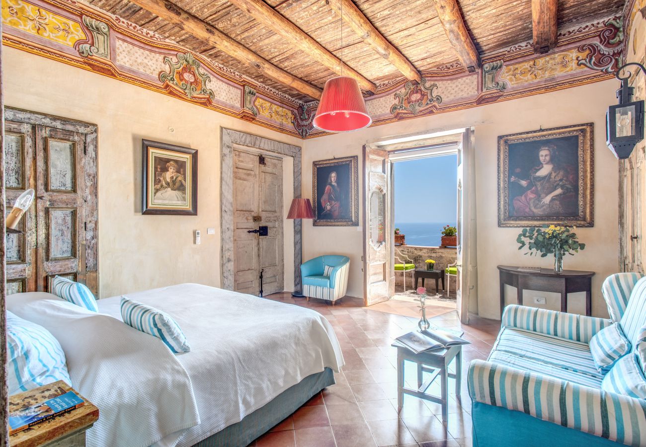 Villa a Positano - AMORE RENTALS - Villa Angelina 1 con Piscina Privata, Vista Mare, Cuoco e Colazione Ideale per Matrimoni