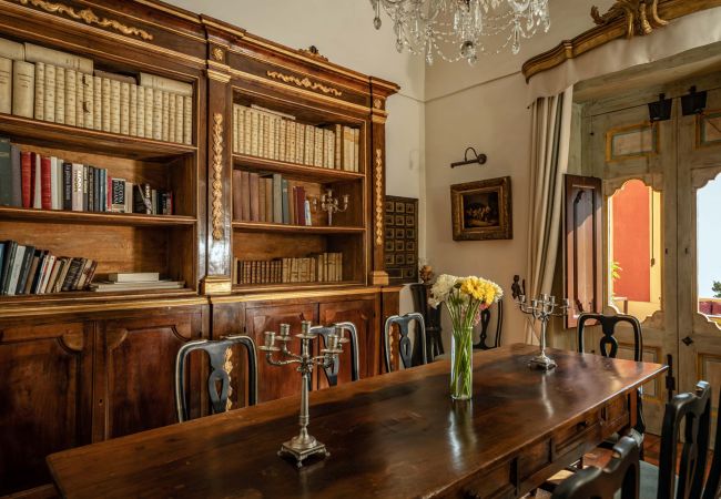 Villa a Positano - AMORE RENTALS - Palazzo Santa Croce con Piscina Riscaldata, Vista Mare, Cuoco e Colazione Ideale per Matrimoni Villa a Positano - AMORE RENTALS - Palazzo Santa Croce con Piscina Riscaldata, Vista Mare, Cuoco e Colazione Ideale per Matrimoni