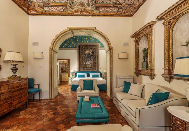 Villa a Positano - AMORE RENTALS - Palazzo Santa Croce con Piscina Riscaldata, Vista Mare, Cuoco e Colazione Ideale per Matrimoni Villa a Positano - AMORE RENTALS - Palazzo Santa Croce con Piscina Riscaldata, Vista Mare, Cuoco e Colazione Ideale per Matrimoni