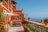 Villa a Positano - AMORE RENTALS - Palazzo Santa Croce con Piscina Riscaldata, Vista Mare, Cuoco e Colazione Ideale per Matrimoni Villa a Positano - AMORE RENTALS - Palazzo Santa Croce con Piscina Riscaldata, Vista Mare, Cuoco e Colazione Ideale per Matrimoni