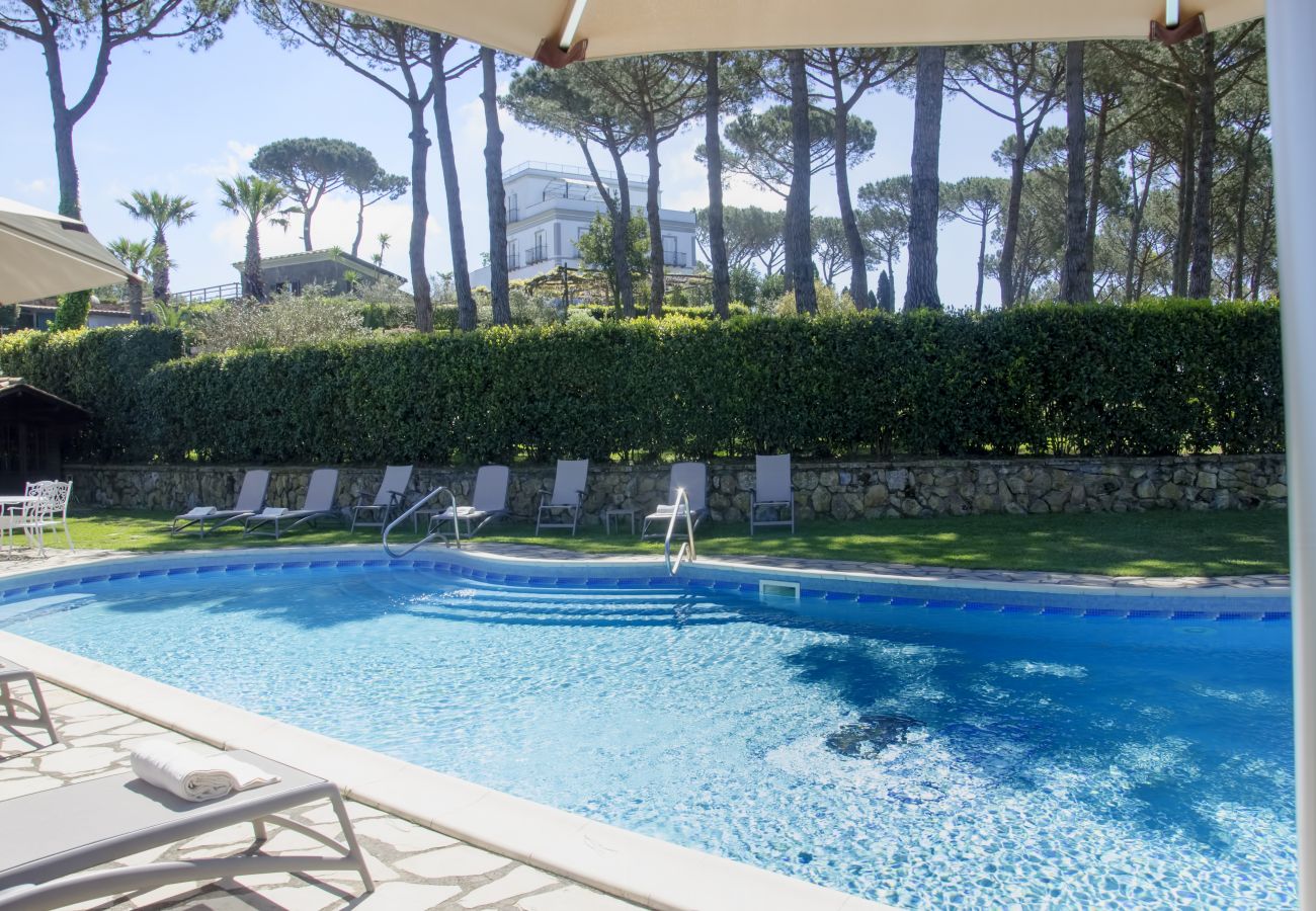 Villa a Sant´Agata sui Due Golfi - AMORE RENTALS - Villa Jasmine con Piscina Privata Ideale per Matrimoni