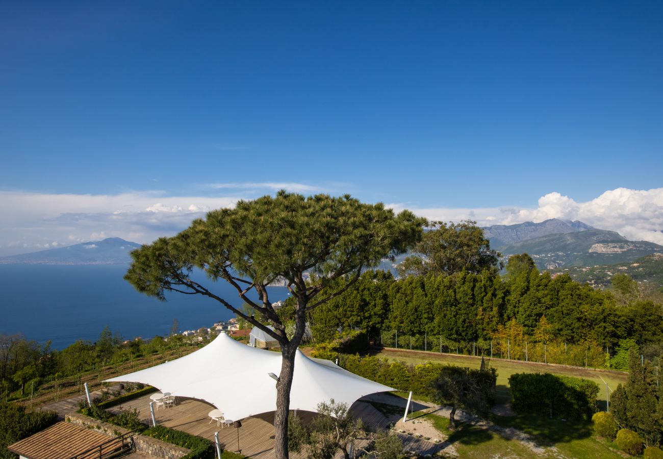 Villa a Sant´Agata sui Due Golfi - AMORE RENTALS - Villa Jasmine con Piscina Privata Ideale per Matrimoni