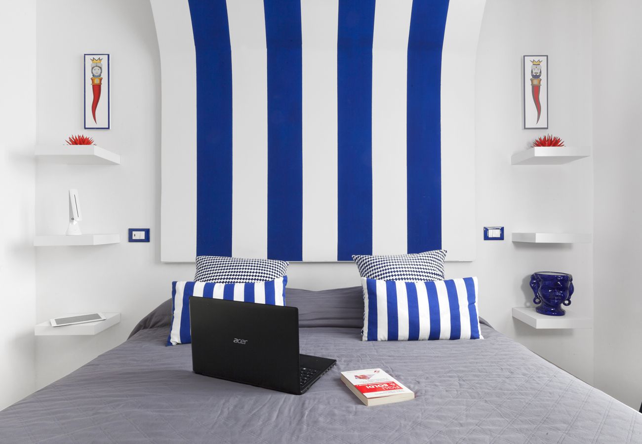 Appartamento a Sorrento - AMORE RENTALS -  Appartamento Sorrento Center Rooms con Aria Condizionata