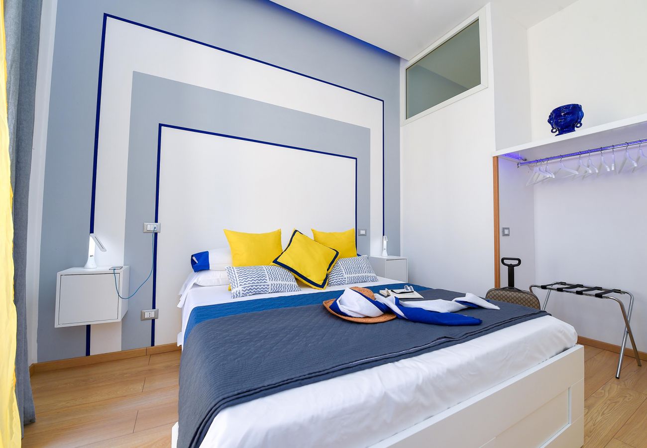 Appartamento a Sorrento - AMORE RENTALS -  Appartamento Sorrento Center Rooms con Aria Condizionata