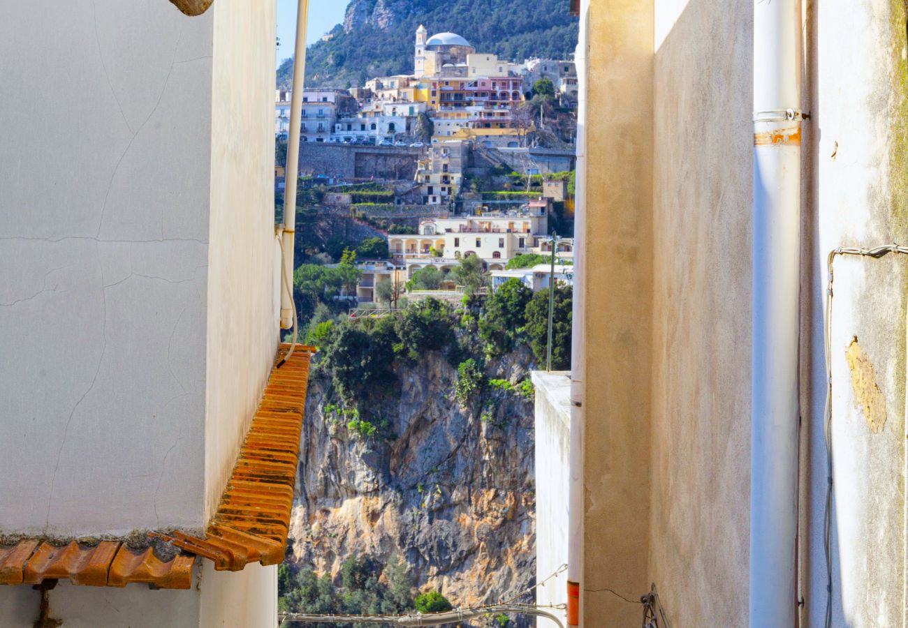 Casa a Positano - AMORE RENTALS - Casa Cristallo con Terrazza Privata e Vista Mare