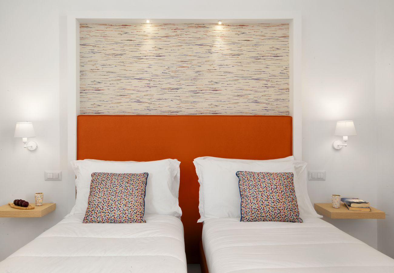 Appartamento a Sorrento - AMORE RENTALS - Casa 80 con Aria Condizionata e Internet WI-FI