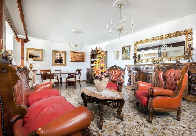 Villa a Massa Lubrense - AMORE RENTALS - Villa Giulia con Piscina Privata, Vista Mare, Terrazzi e Parcheggio Villa a Massa Lubrense - AMORE RENTALS - Villa Giulia con Piscina Privata, Vista Mare, Terrazzi e Parcheggio