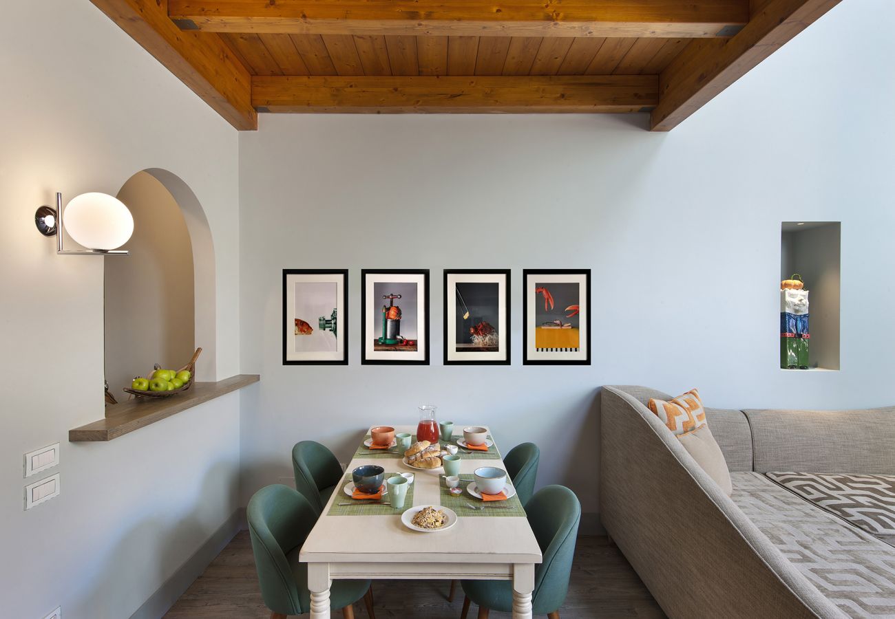 Casa a Sorrento - AMORE RENTALS - Casa La Maisonette con Aria Condizionata, Balcone e Internet WI-FI