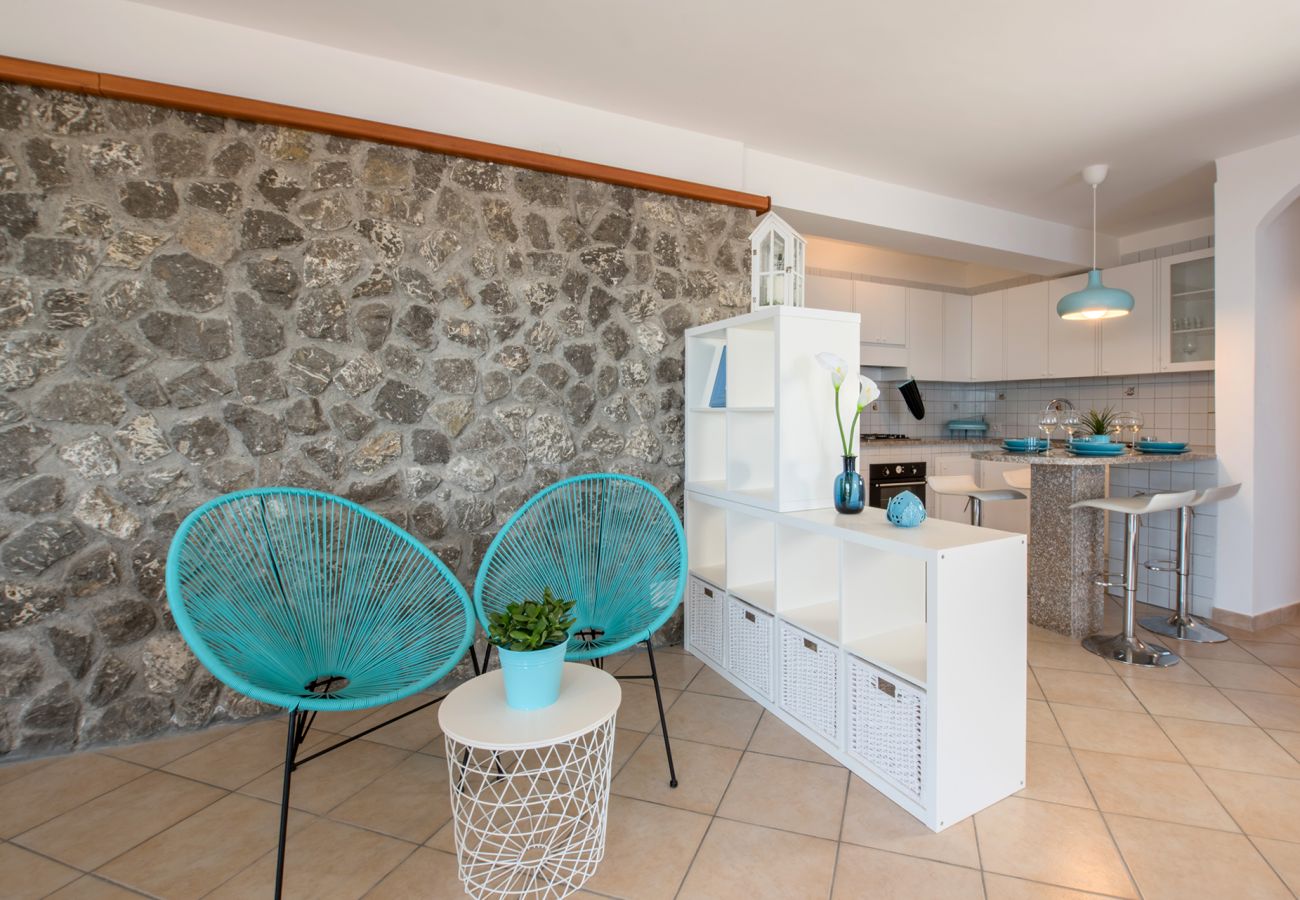 Villa a Massa Lubrense - AMORE RENTALS - Villa Marina con Piscina Privata, Vista Mare, Terrazzi e Parcheggio