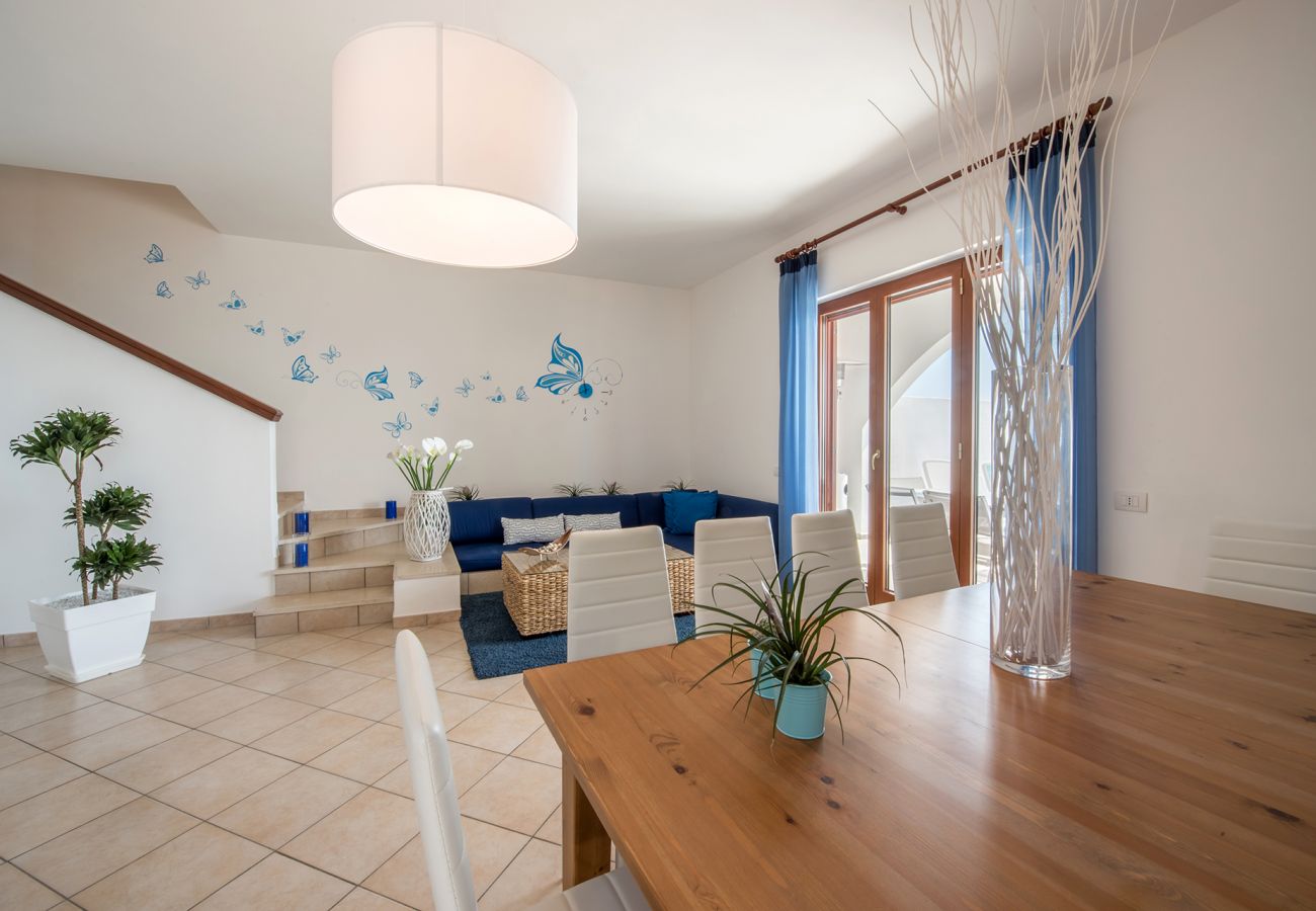 Villa a Massa Lubrense - AMORE RENTALS - Villa Marina con Piscina Privata, Vista Mare, Terrazzi e Parcheggio