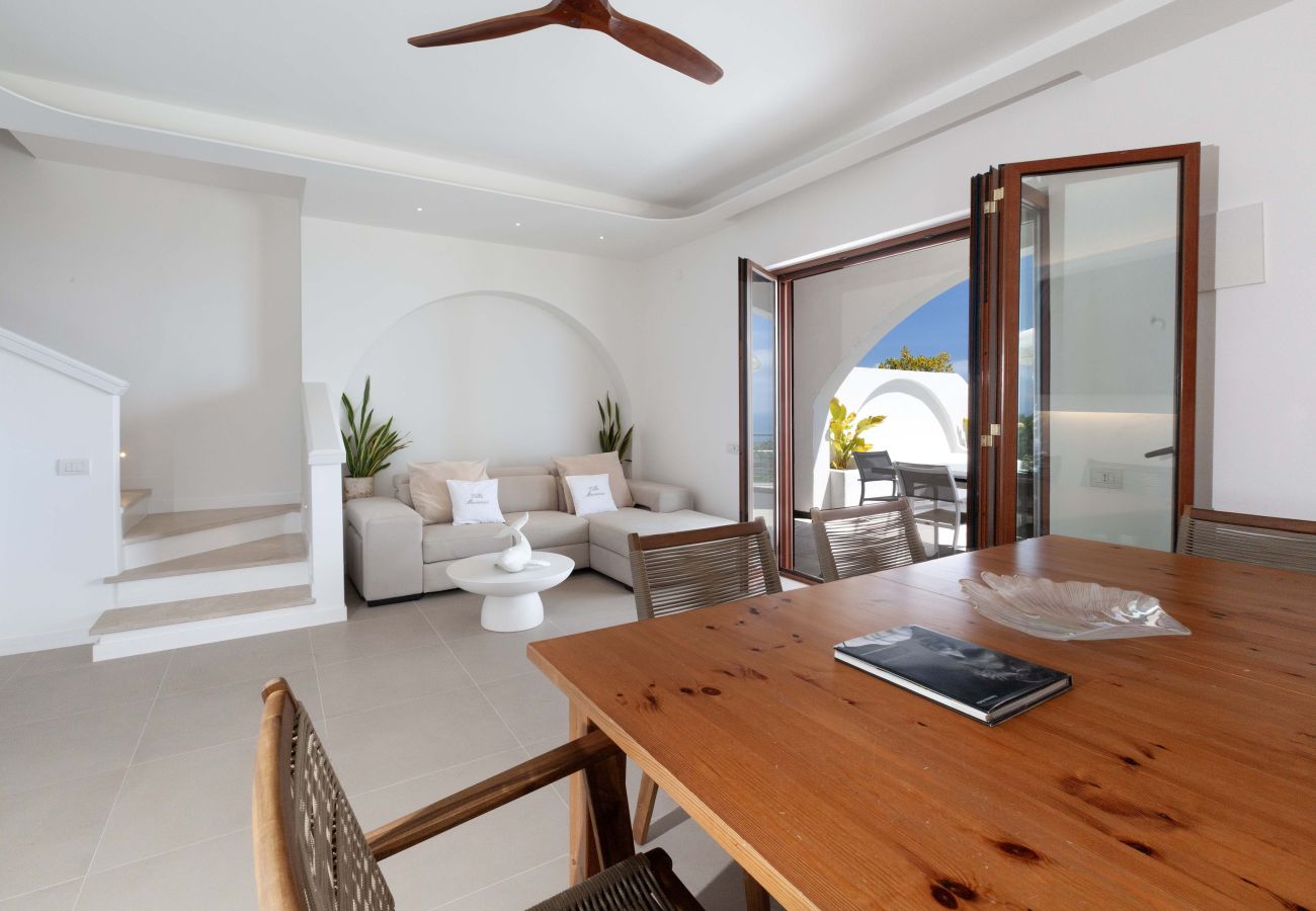 Villa a Massa Lubrense - AMORE RENTALS - Villa Marina con Piscina Privata, Vista Mare, Terrazzi e Parcheggio