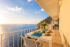 Villa a Positano - AMORE RENTALS - Villa Anna con Terrazza Privata e Vista Mare
