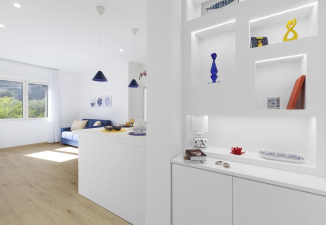Appartamento a Sorrento - AMORE RENTALS - Sara Home con Terrazza Privata, Aria Condizionata e Internet Wi-Fi Appartamento a Sorrento - AMORE RENTALS - Sara Home con Terrazza Privata, Aria Condizionata e Internet Wi-Fi