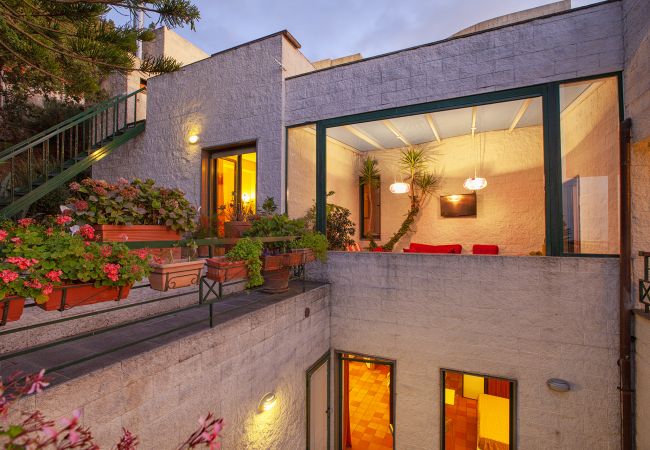 Villa a Massa Lubrense - AMORE RENTALS - Villa Elia con Piscina Privata, Vista Mare, Parcheggio, Terrazzi e Giardino Villa a Massa Lubrense - AMORE RENTALS - Villa Elia con Piscina Privata, Vista Mare, Parcheggio, Terrazzi e Giardino