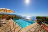 Villa a Sant´Agata sui Due Golfi - Villa Raffaella con Piscina Privata, Vista Mare, Parcheggio e Giardino