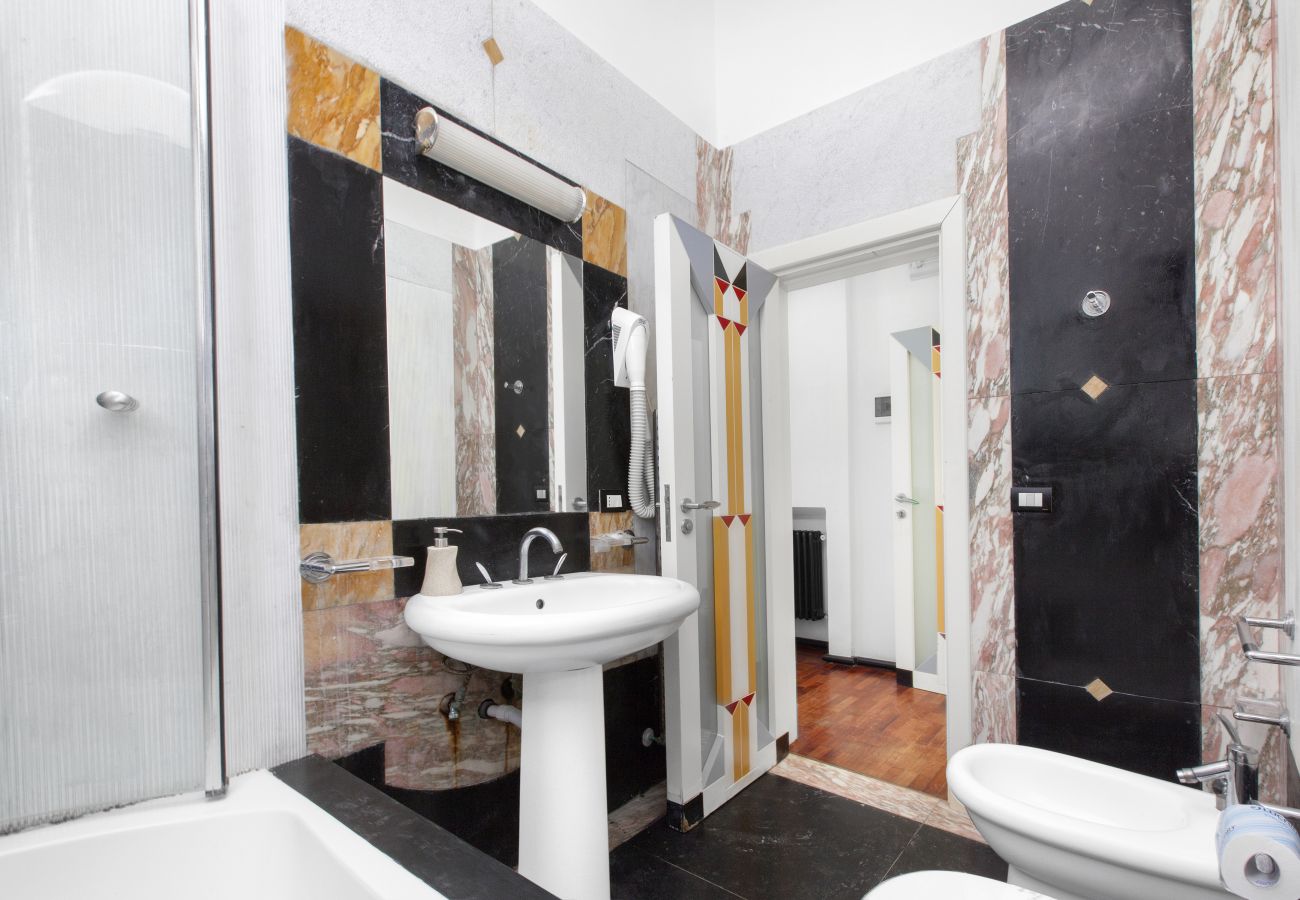 Villa a Sant´Agnello - AMORE RENTALS - Villa Calisto con Piscina Privata, Giardino, Jacuzzi, Vista Maree Parcheggio