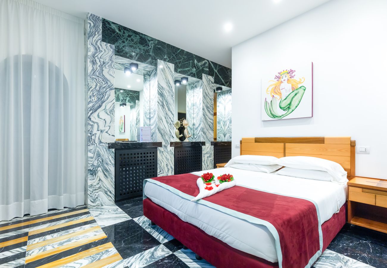 Villa a Sant´Agnello - AMORE RENTALS - Villa Calisto con Piscina Privata, Giardino, Jacuzzi, Vista Maree Parcheggio