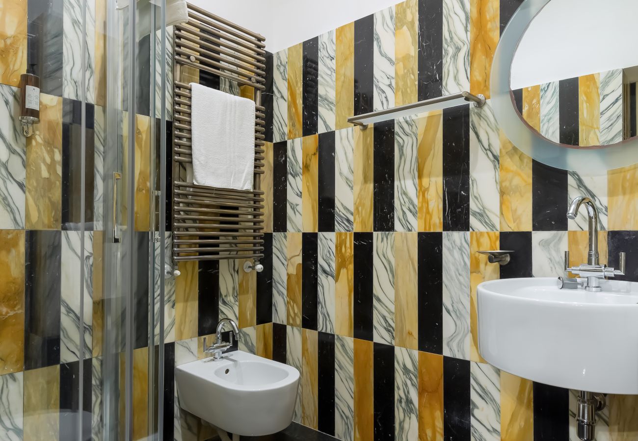 Villa a Sant´Agnello - AMORE RENTALS - Villa Calisto con Piscina Privata, Giardino, Jacuzzi, Vista Maree Parcheggio