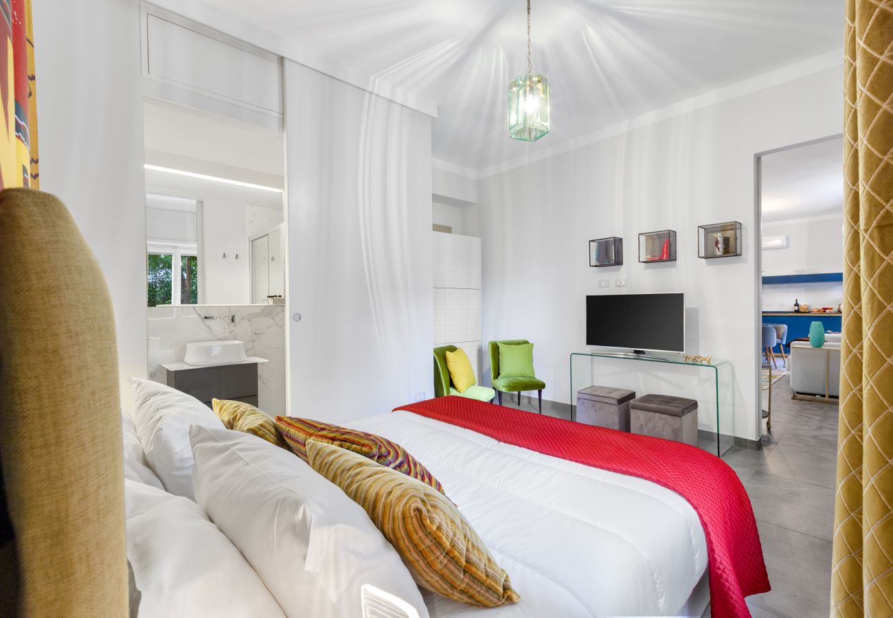 Appartamento a Sorrento - AMORE RENTALS - Appartamento Sorrento Suite de Charme 2 con Terrazza, Aria Condizionata e Internet Wi-Fi