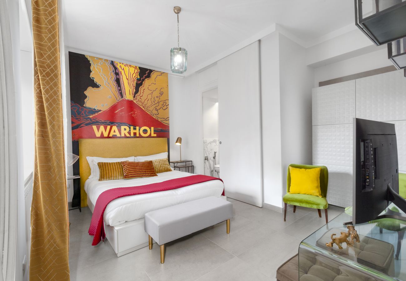 Appartamento a Sorrento - AMORE RENTALS - Appartamento Sorrento Suite de Charme 2 con Terrazza, Aria Condizionata e Internet Wi-Fi