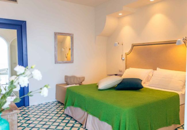 Villa a Massa Lubrense - AMORE RENTALS - Villa dei Sogni con Piscina Privata, Vista Mare, Parcheggio e Aria Condizionata Villa a Massa Lubrense - AMORE RENTALS - Villa dei Sogni con Piscina Privata, Vista Mare, Parcheggio e Aria Condizionata