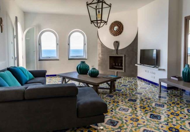 Villa a Massa Lubrense - AMORE RENTALS - Villa dei Sogni con Piscina Privata, Vista Mare, Parcheggio e Aria Condizionata Villa a Massa Lubrense - AMORE RENTALS - Villa dei Sogni con Piscina Privata, Vista Mare, Parcheggio e Aria Condizionata
