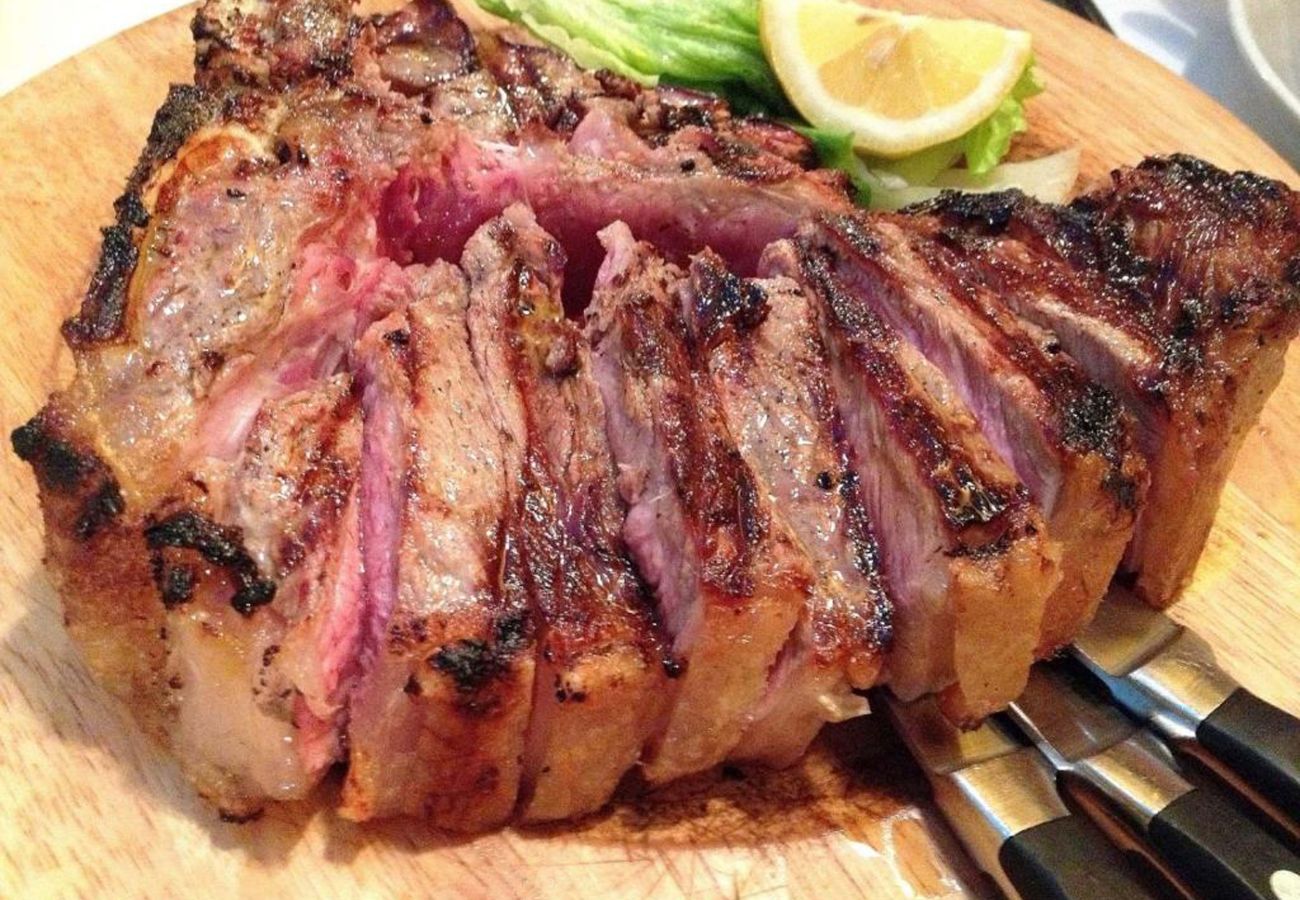 Villa a San Casciano dei Bagni - AMORE RENTALS - Casale della Toscana con Piscina Privata, Giardino, Parcheggio e Terrazzo