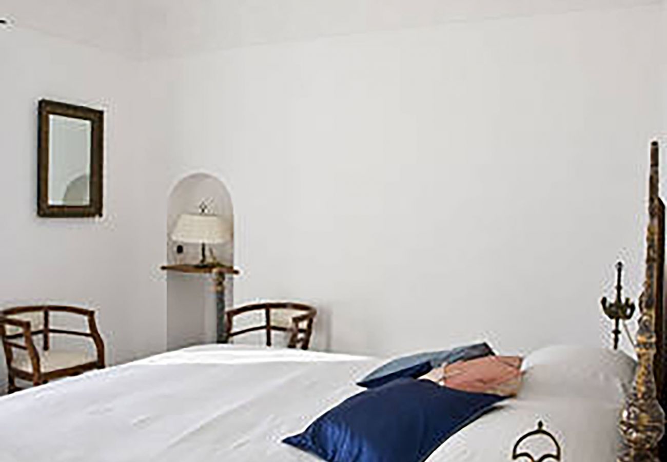 Villa a Positano - AMORE RENTALS - Villa Le Sirene con Piscina Privata e Vista Mare