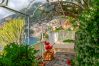 Villa a Positano - AMORE RENTALS - Villa Le Sirene con Jacuzzi Esterna e Vista Mare Villa a Positano - AMORE RENTALS - Villa Le Sirene con Jacuzzi Esterna e Vista Mare