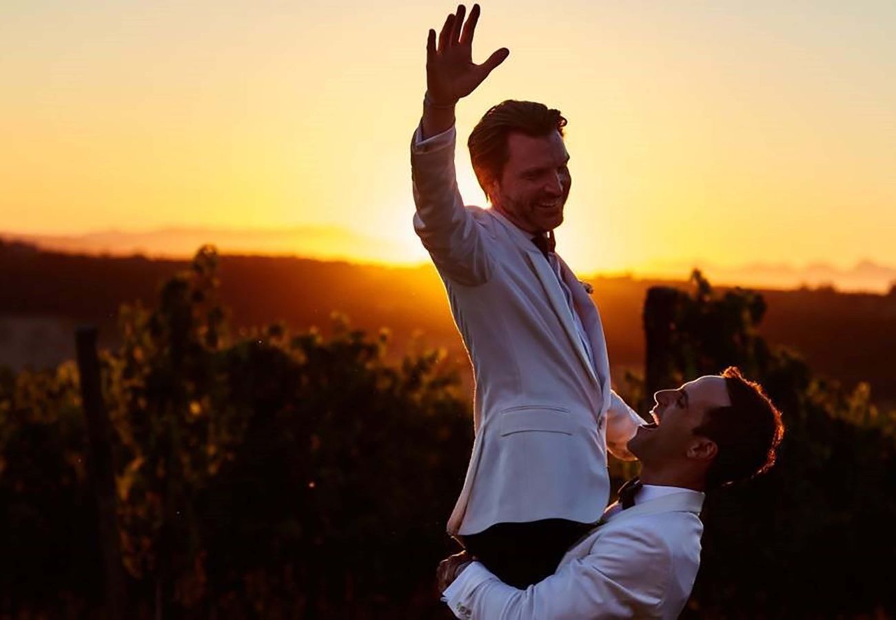 Villa a Radicofani - AMORE RENTALS - Villa Il Giardino con Piscina Privata e Giardino, Ideale per Matrimoni