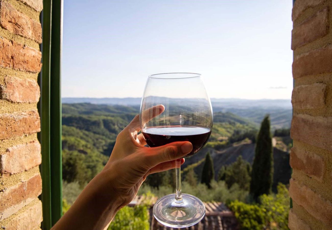 Villa a Radicofani - AMORE RENTALS - Villa Il Giardino con Piscina Privata e Giardino, Ideale per Matrimoni