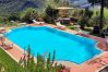 Villa a Radicofani - AMORE RENTALS - Villa Il Giardino con Piscina Privata e Giardino, Ideale per Matrimoni