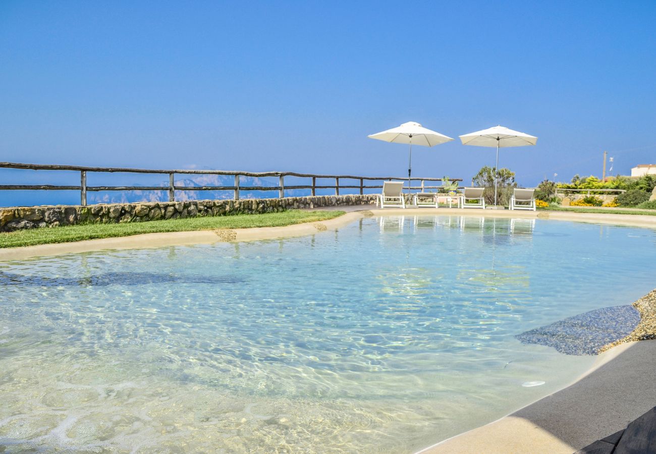 Villa a Massa Lubrense - AMORE RENTALS - Villa Gioconda con Piscina Privata, Vista Mare, Ideale per Matrimoni