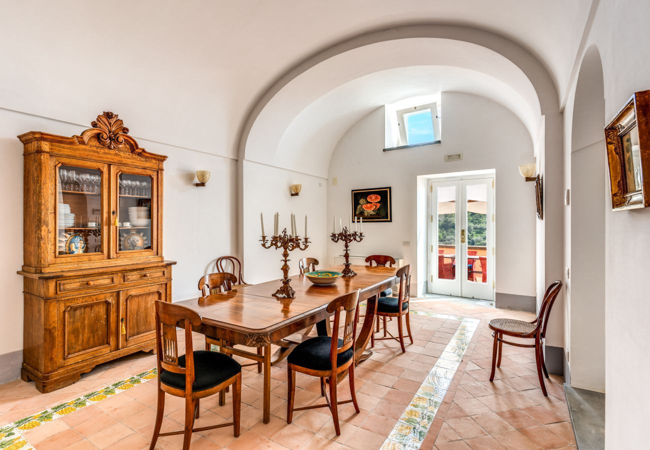 Villa a Massa Lubrense - AMORE RENTALS - Villa Gioconda con Piscina Privata, Vista Mare, Ideale per Matrimoni