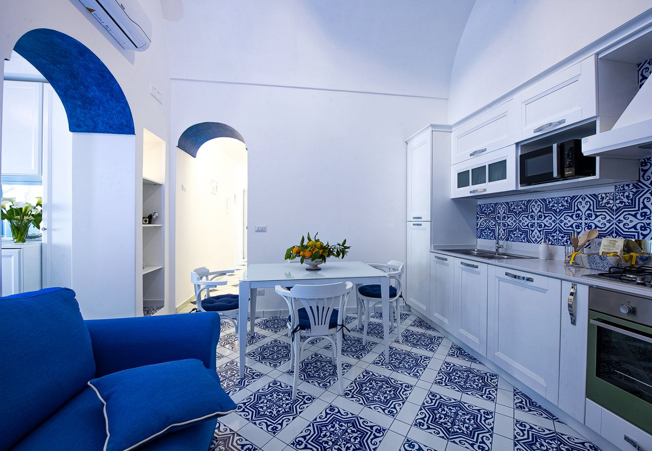 Casa a Positano - AMORE RENTALS - Maison Don Rafe’ con Vista Mare e Solarium