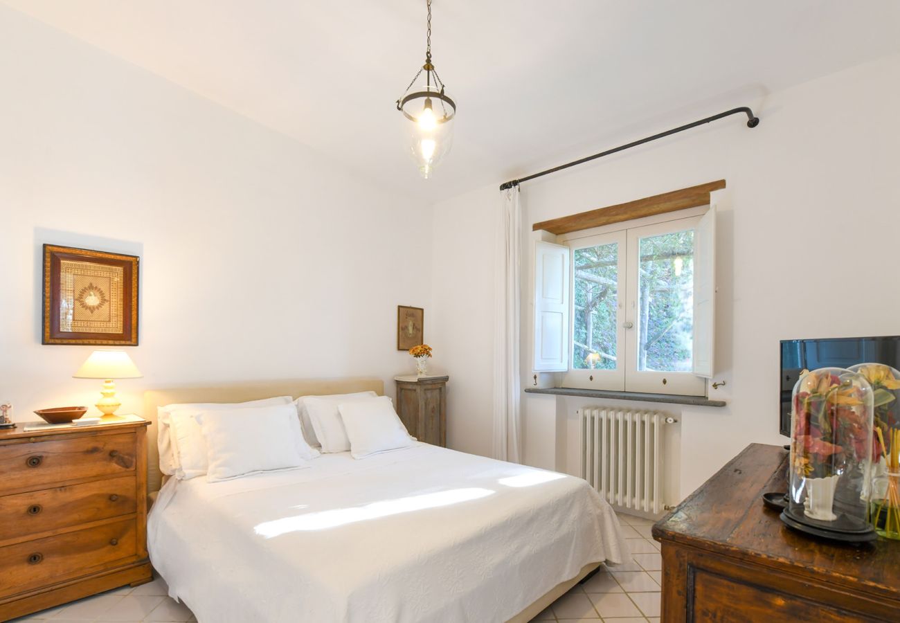 Villa a Massa Lubrense - AMORE RENTALS - Villa Alma con Piscina Privata, Vista Mare e Giardino