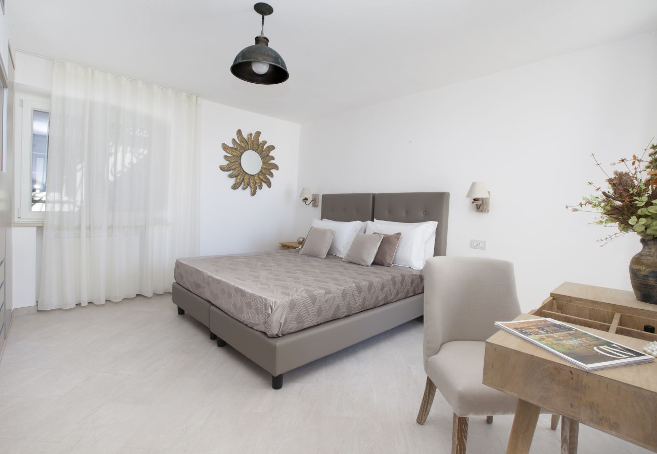 Villa a Sant´Agata sui Due Golfi - AMORE RENTALS - Villa Ligea con Piscina Privata, Vista Mare e Parcheggio