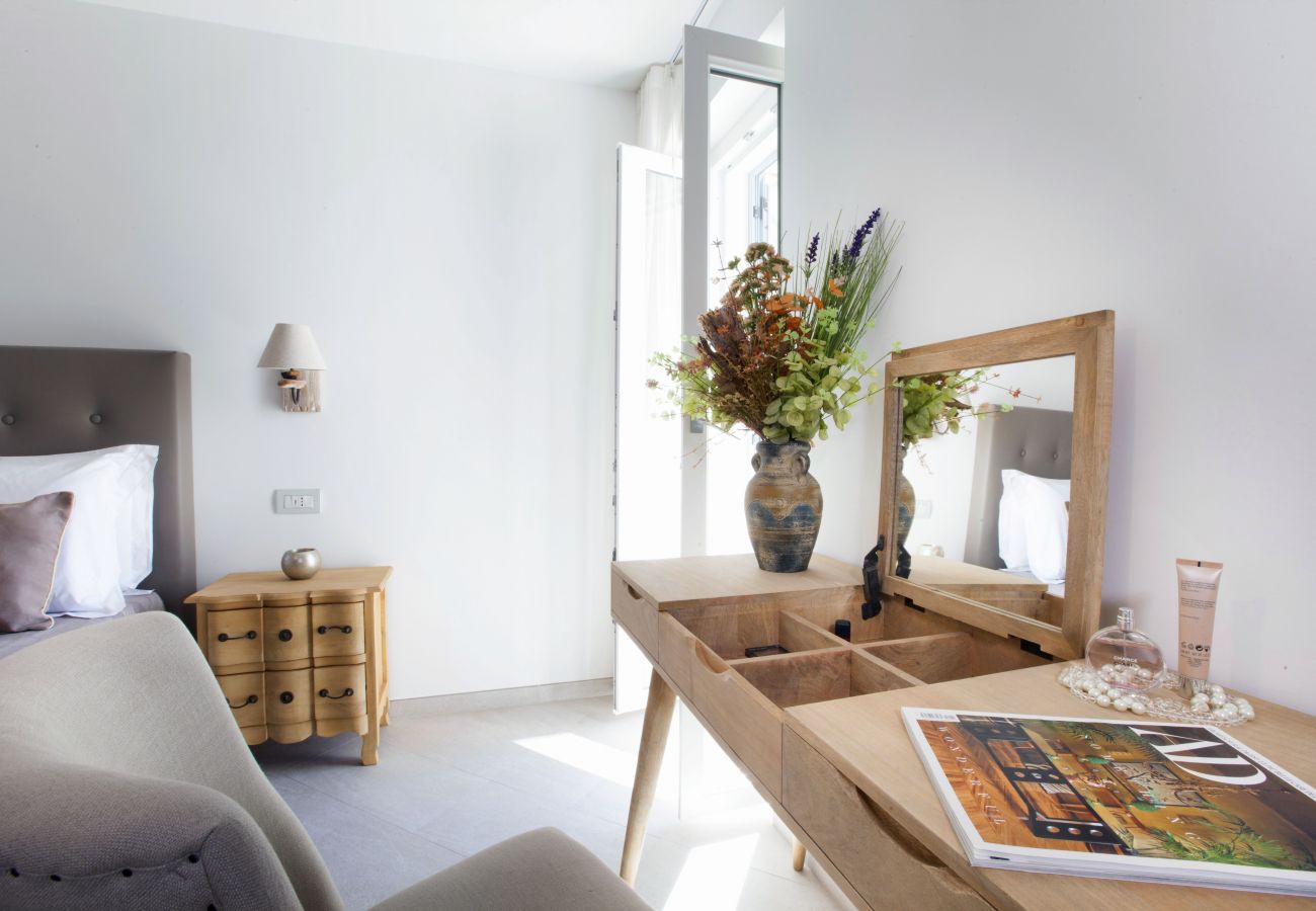 Villa a Sant´Agata sui Due Golfi - AMORE RENTALS - Villa Ligea con Piscina Privata, Vista Mare e Parcheggio